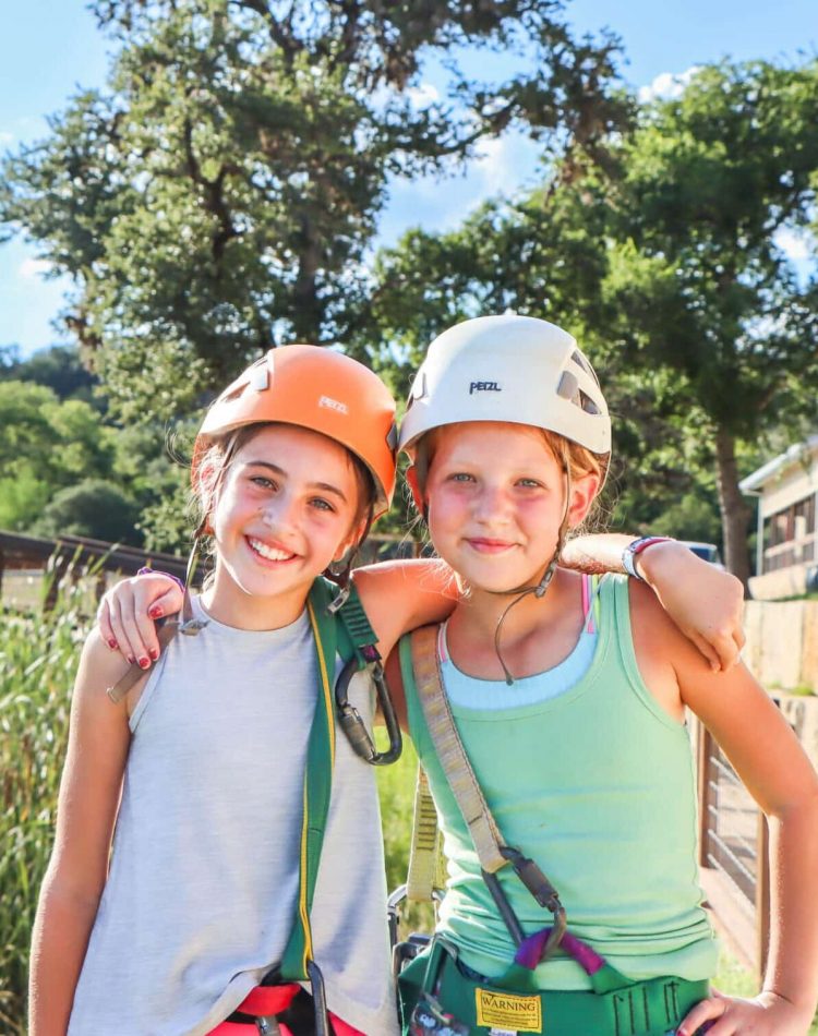 MZ-ST-2506281801490032 friends